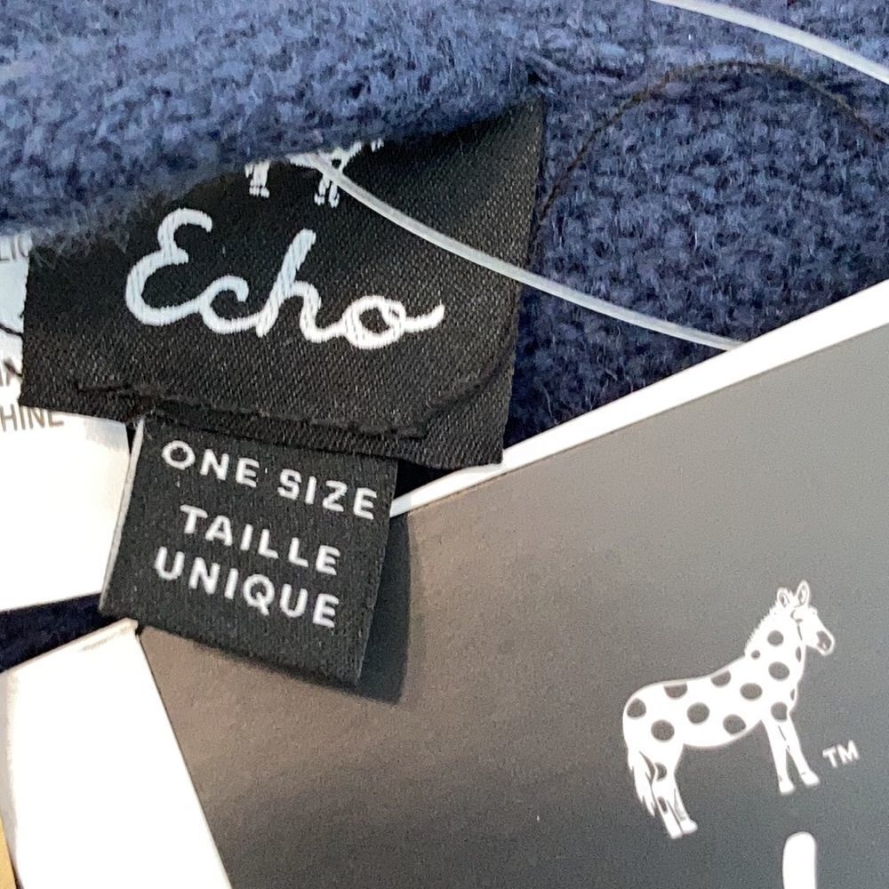 ECHO Fringe Wrap Shawl Blue OS NWT - Picture 9 of 9